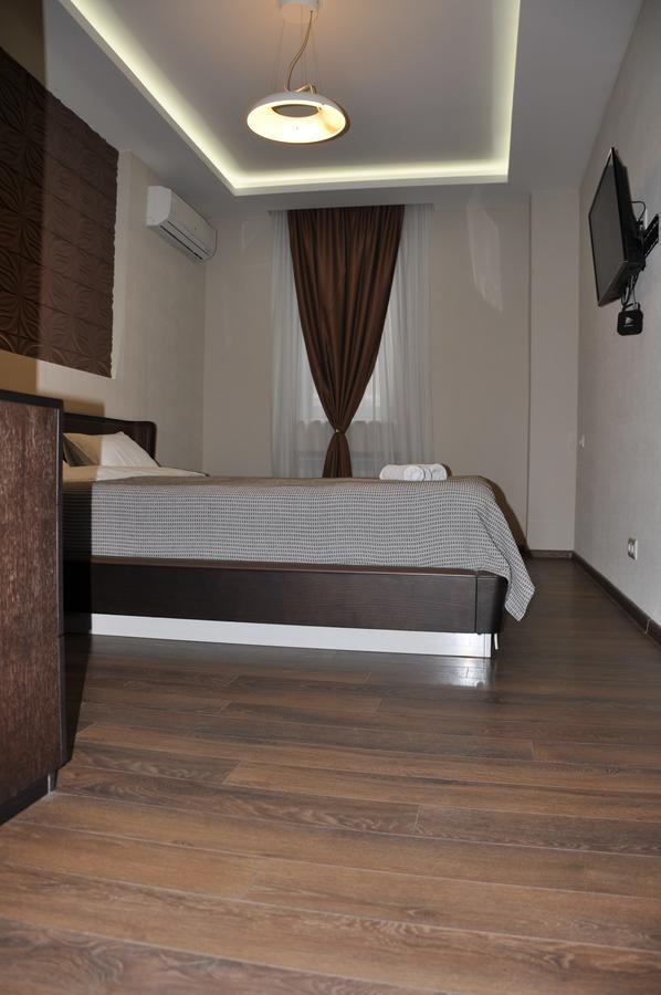 All Seasons Hotel On Freedom Square Tiflis Dış mekan fotoğraf
